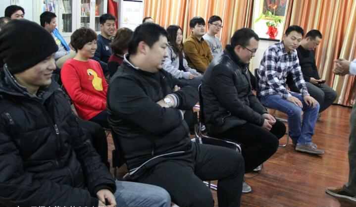 2016年的中秋節您準備怎么過？洛陽天恒裝飾祝您和家人節日快樂，幸福圓滿！
